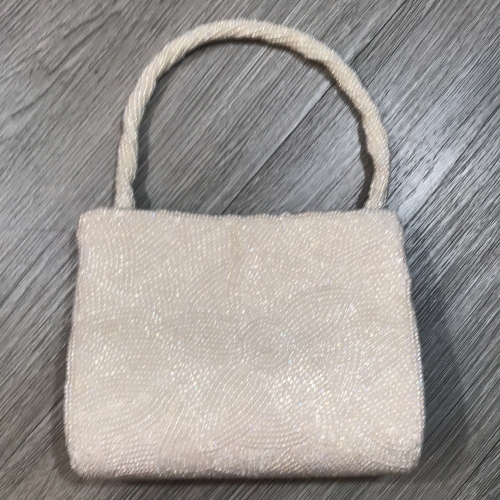 La Regale Vintage US Patent White All‎ Seed Bead Wedding/Evening Handbag - Picture 3 of 10